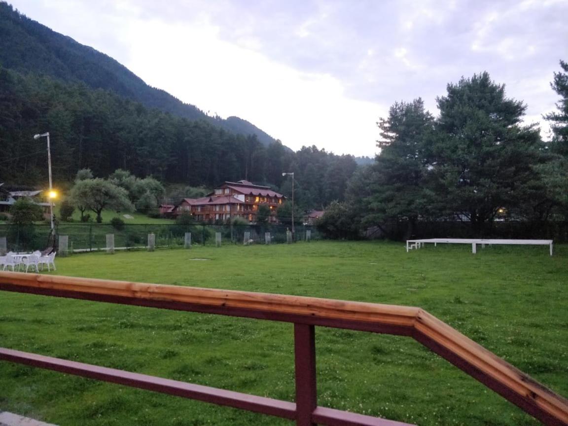 Heevan Pahalgām Dış mekan fotoğraf